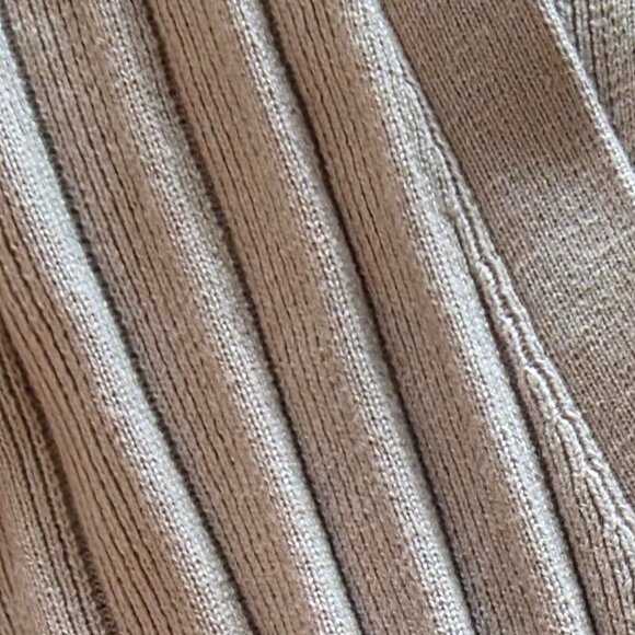 Aritzia Wilfred Ribbed Cropped Cardigan - Picture 5 of 6